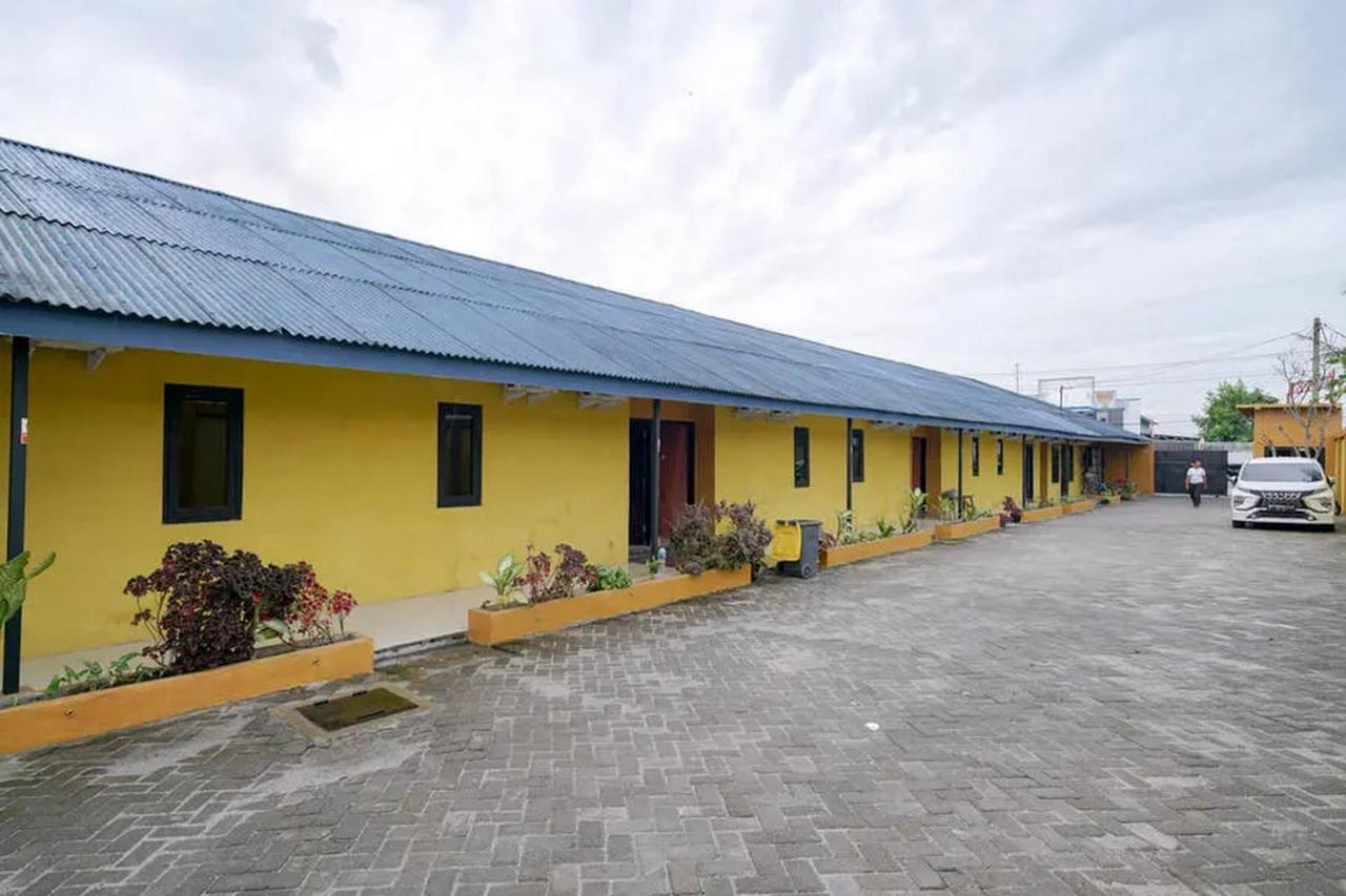 Reddoorz Near Ekowisata Mangrove Belawan Hotel Exterior photo