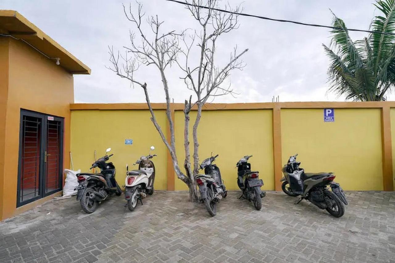 Reddoorz Near Ekowisata Mangrove Belawan Hotel Exterior photo